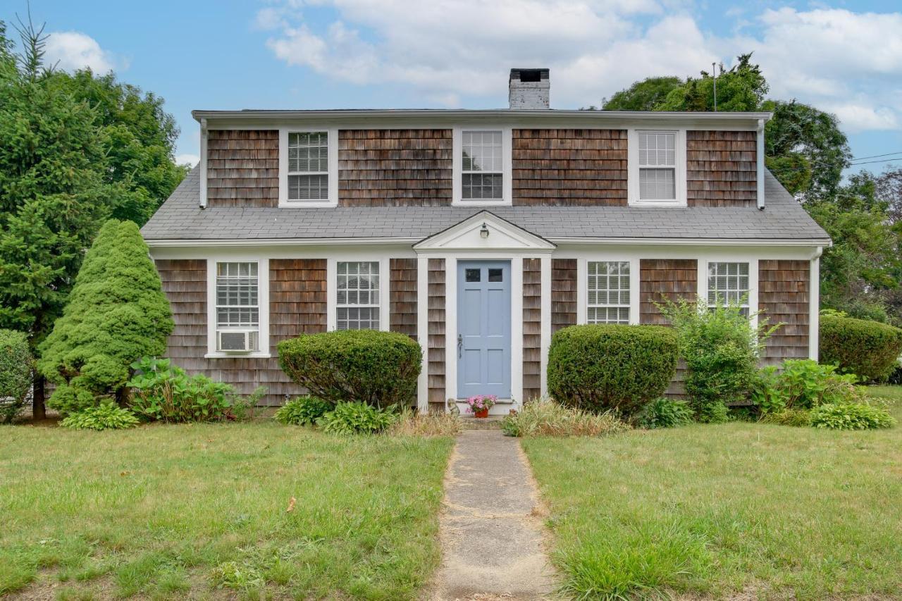 Hyannis Home With Deck And Grill 1 Mi To Marina Exterior foto